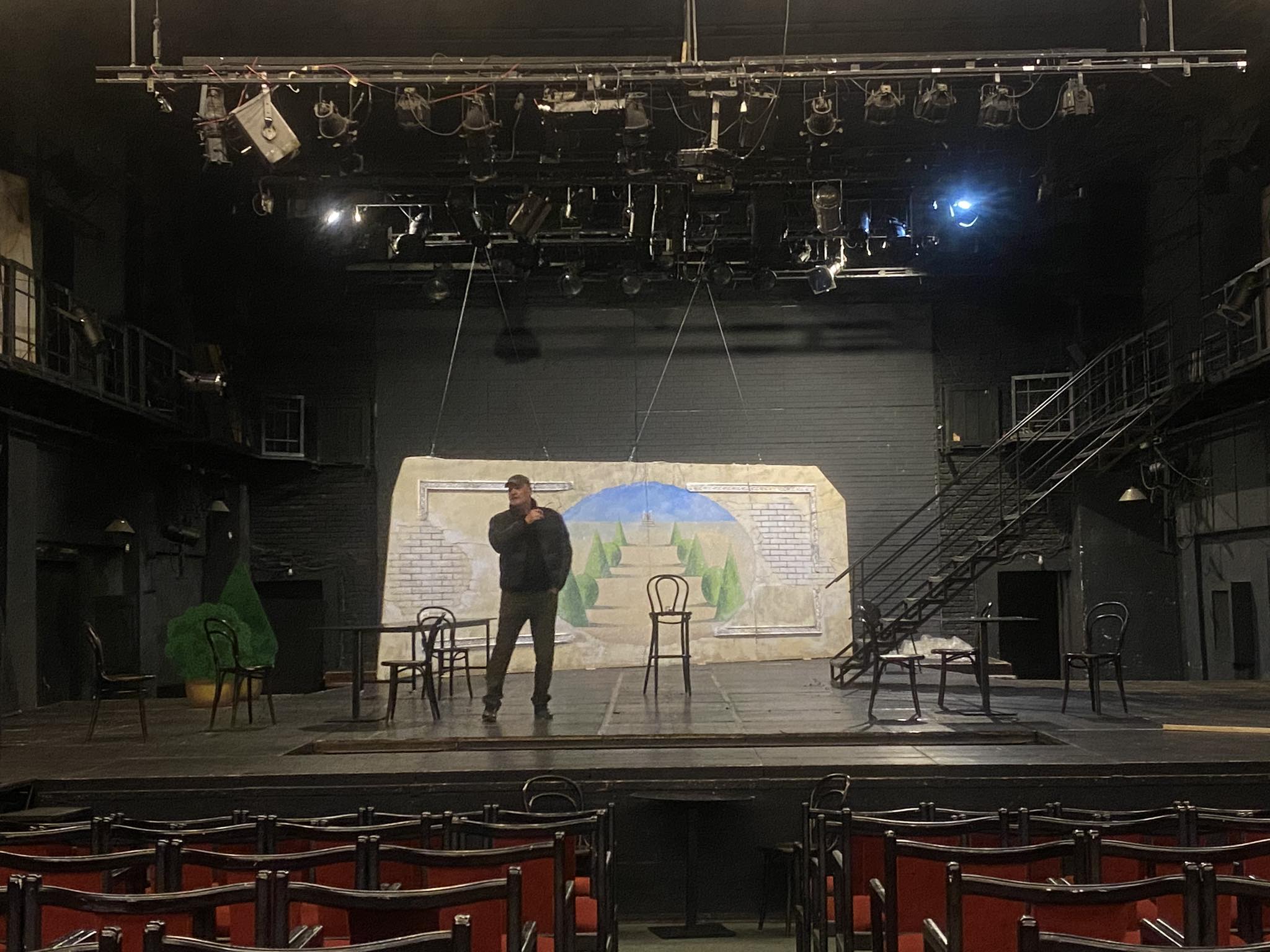 You are currently viewing ყოფნა, არ ყოფნა?